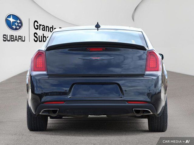 2022 Chrysler 300 300S in Cars & Trucks in Grande Prairie - Image 4