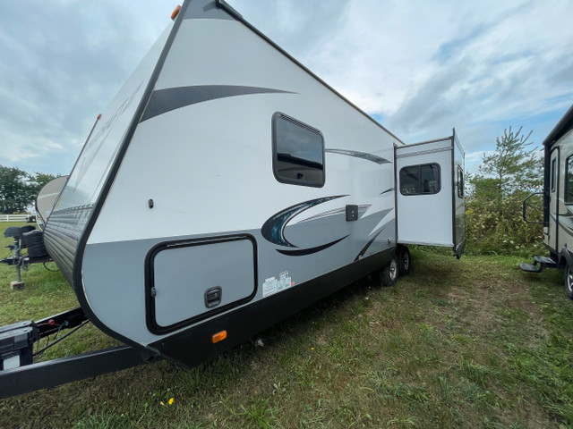 2019 Starcraft Launch 24RLS Travel Trailer with slide-out in Travel Trailers & Campers in Stratford - Image 2