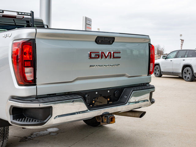 2023 GMC Sierra 2500HD Pro in Cars & Trucks in Barrie - Image 4