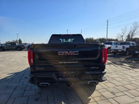 2022 GMC Sierra 1500 4WD Crew Cab AT4 with the 6.2L and 92,000kms. Clean history with no accidents S... (image 5)