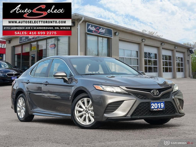 2019 Toyota Camry SE ONLY 125K! **BACK-UP CAMERA** APPLE CARPLAY in Cars & Trucks in City of Toronto