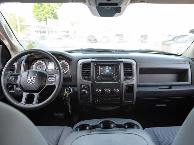 2019 Ram 1500 Classic Express, Loaded! in Cars & Trucks in Calgary - Image 3