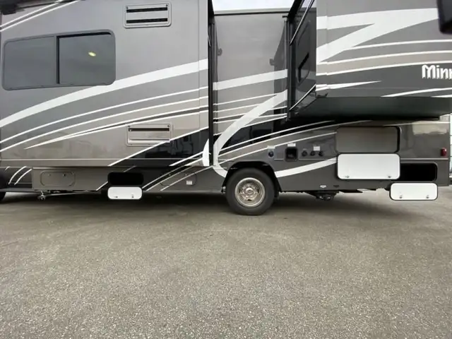 2025 Winnebago Minnie Winnie 26T in RVs & Motorhomes in Abbotsford - Image 41