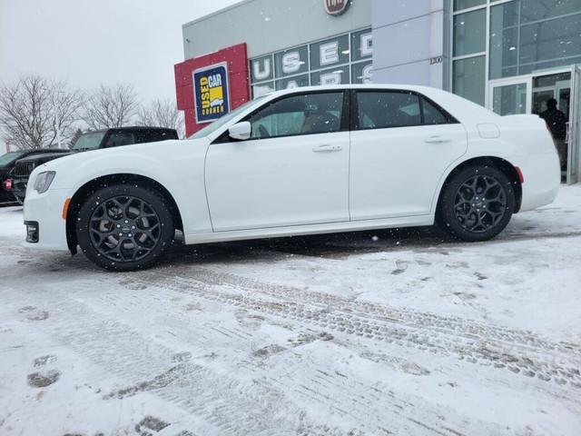2023 Chrysler 300 300S in Cars & Trucks in Ottawa - Image 4