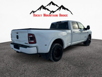 VERY HARD TO FIND 3500 CREW CAB DUALLY WITH 6.7 CUMMINS DIESEL ALONG WITH AISEN AUTOMATIC TRANSMISII... (image 4)