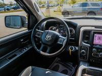 Diamond Black Crystal Pearlcoat 2022 Ram 1500 Classic 8-Speed Automatic HEMI 5.7L V8 VVTAll vehicle... (image 5)