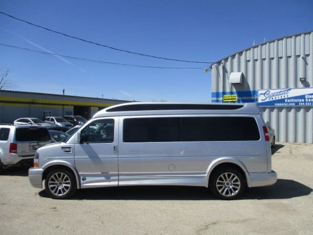 2021 GMC Savana 2500 Converter  Van for RENT -Fits 9 Passengers  in Cars & Trucks in Winnipeg - Image 2