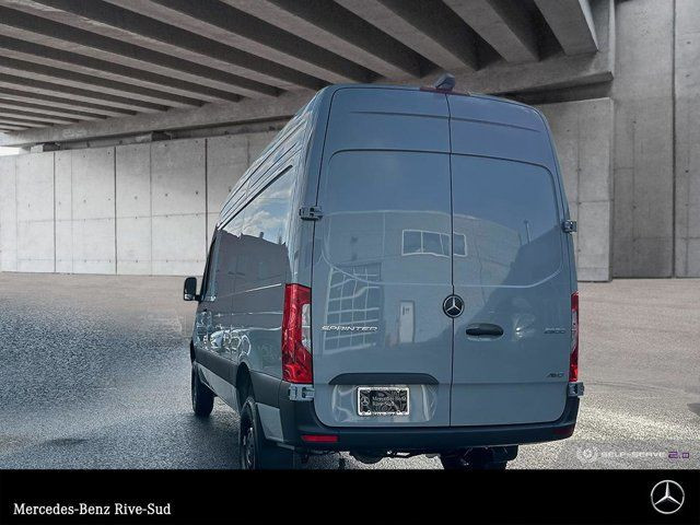 2025 Mercedes-Benz Sprinter 2500 144 Wheelbase High Roof AWD in Cars & Trucks in Longueuil / South Shore - Image 3