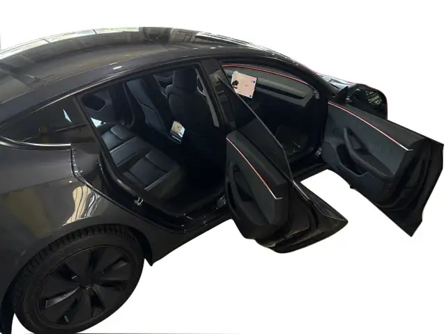 Tesla Model 3 2024 in Cars & Trucks in Markham / York Region - Image 95