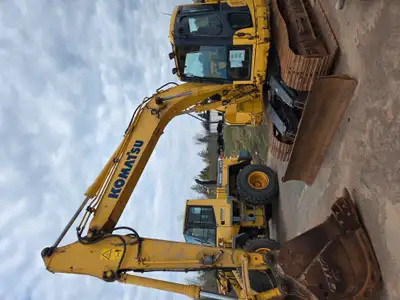 1 used PC138USLC-11 HRS 8022 Cab, A/C , Radio 8'2" stick w/piping Air ride seat Blade Plumbing 23.5"...