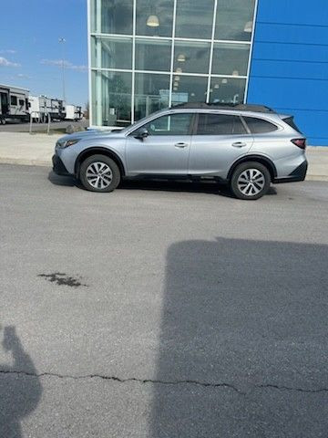 2020 Subaru Outback in Cars & Trucks in Ottawa - Image 3