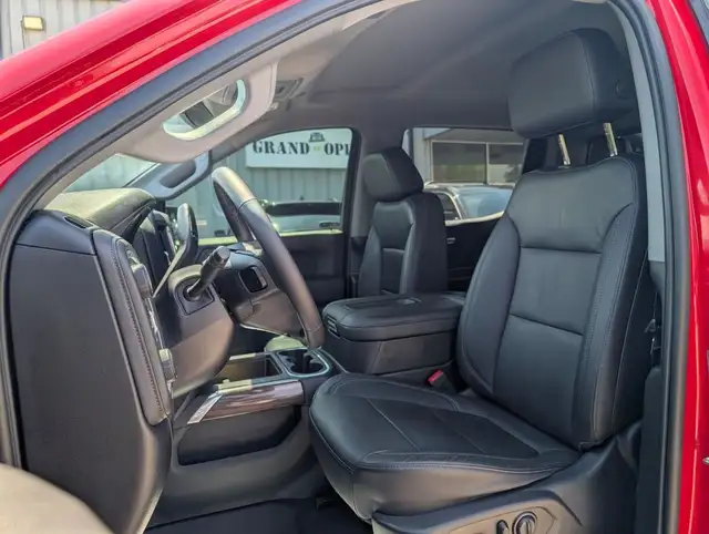 2019 Chevrolet Silverado 1500 LT Trail Boss in Cars & Trucks in London - Image 15