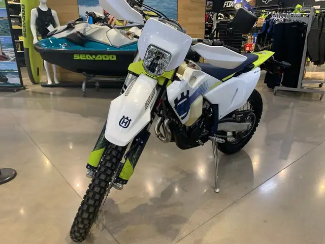2024 Husqvarna FE 501 S FE501 S DUAL PURPOSE WITH BIG POWER! in Street, Cruisers & Choppers in Guelph - Image 4