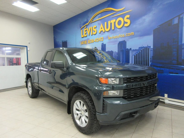 CHEVROLET SILVERADO 1500 2019 CUSTOM V-8 5.3 LITRES 4X4 BEAU LOO in Cars & Trucks in Lévis - Image 3