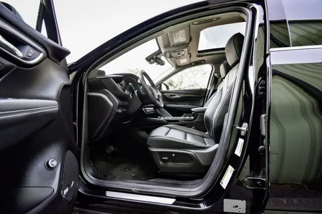 2022 Buick Envision Avenir • SUNROOF • BOSE AUDIO • HUD • LEATHE in Cars & Trucks in Kingston - Image 30