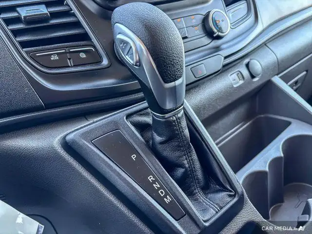 2023 Ford Transit Passenger Wagon T350 | Bluetooth in Cars & Trucks in Saskatoon - Image 24