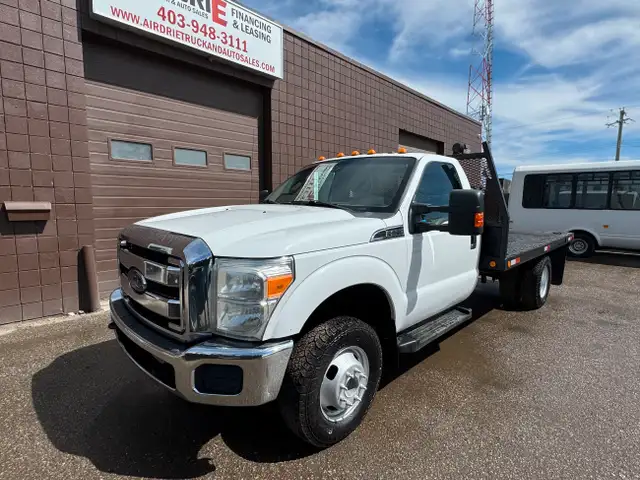 2014 Ford F-350 DRW 4X4 FLAT BED 62932758543873121