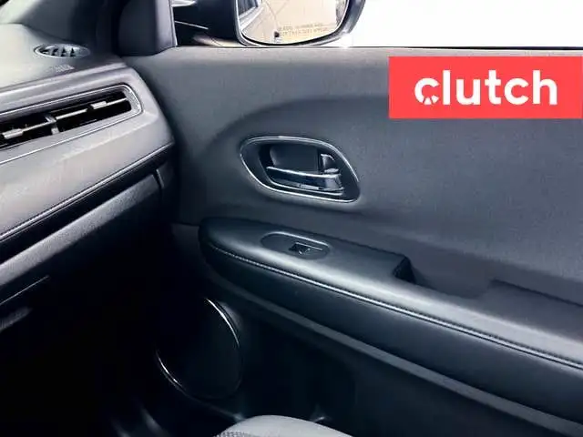 2019 Honda HR-V Sport AWD w/ Apple CarPlay, Heated Front Seats,  dans Autos et camions dans Ottawa - Image 36