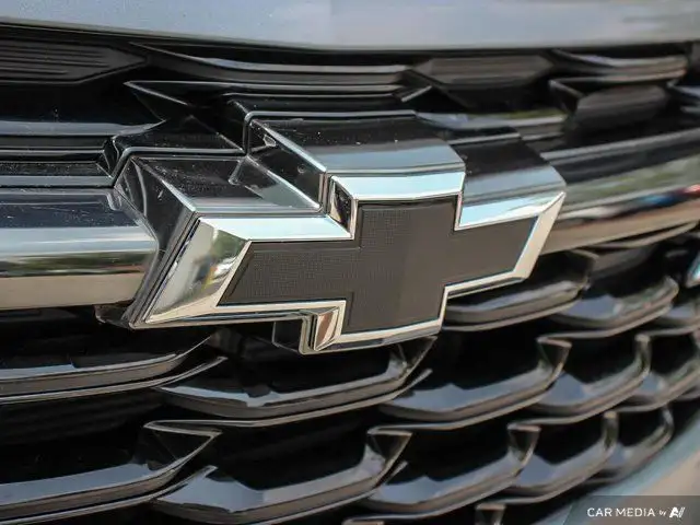 2024 Chevrolet Trax 2RS | Sunroof Pkg | Blind Spot | Low Kms in Cars & Trucks in Hamilton - Image 13