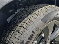 This Jeep Cherokee delivers a Regular Unleaded I-4 2.4 L/144 engine powering this Automatic transmis... (image 7)