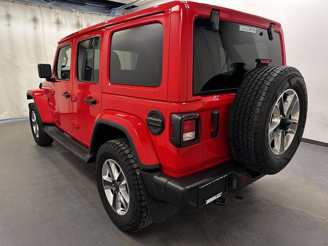 2022 Jeep Wrangler Unlimited Sahara Automatic - Heated Seats... in Cars & Trucks in Lethbridge - Image 4