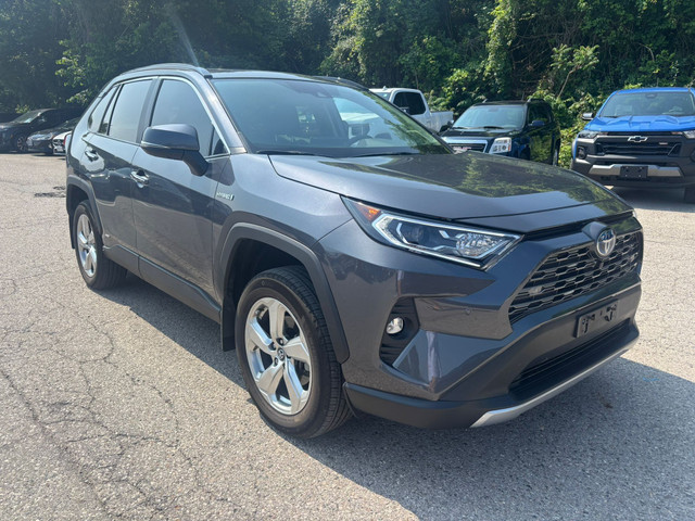 2020 Toyota RAV4 Hybrid Limited SUNROOF | HYBRID | HEATED/VEN... in Cars & Trucks in London - Image 3