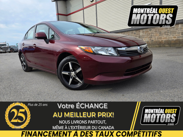 2012 Honda Civic LX / 5 Speed Manual Économique ! in Cars & Trucks in West Island