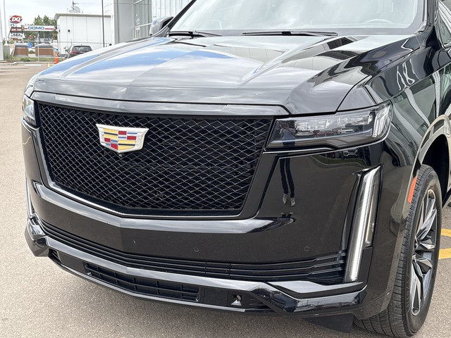 2023 Cadillac Escalade Sport Platinum in Cars & Trucks in Edmonton - Image 4