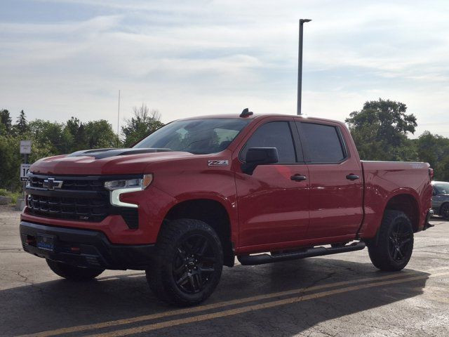 2022 Chevrolet Silverado 1500 LT Trail Boss Crew 4X4 | 5.3L in Cars & Trucks in Guelph