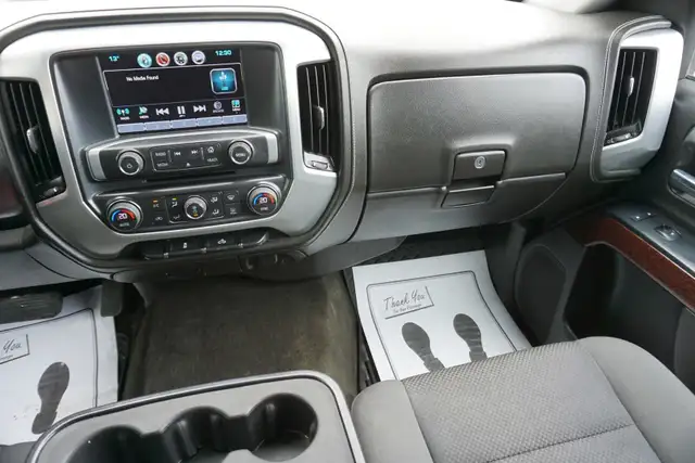 2017 GMC Sierra 1500 in Cars & Trucks in Oakville / Halton Region - Image 12