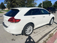 2011 Toyota Venza AWD 4dr,excellent conditions,super clean, one owner,clean carfax,safety certificat... (image 9)