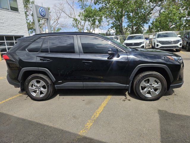 2024 Toyota RAV4 Hybrid XLE in Cars & Trucks in Calgary - Image 2