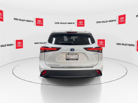 All Services Completed, One Owner verified, Don Valley North Toyota Original, Bought and Serviced He... (image 6)