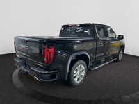 The All New GMC Sierra has been redefined from Hood to Hitch. This 4WD Black Sierra is a Crew Cab Pi... (image 4)