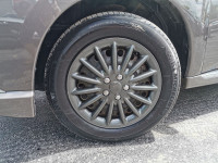 • Power_Windows • Power_Seat • Power_Mirrors • Power_Locks • Power_Sunroof • Keyless_Entry • Air_Con... (image 8)