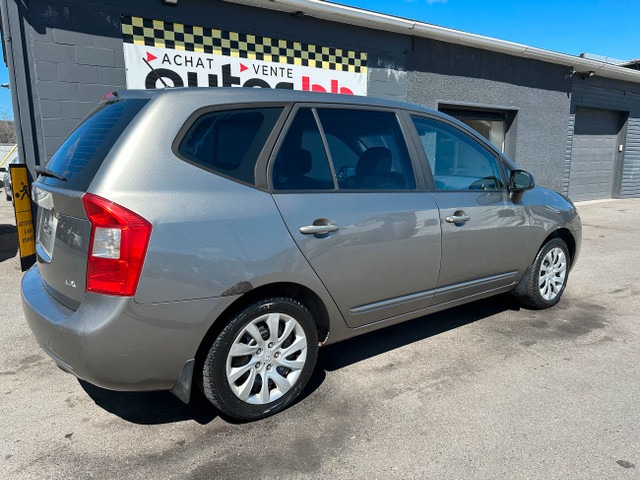 2011 Kia Rondo ( 4 CYLINDRES - 167 000 KM ) in Cars & Trucks in Laval / North Shore - Image 2
