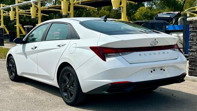 2021 HYUNDAI ELANTRA * ONE OWNER * PREFERRED IVT W/SUN & TECH SE in Cars & Trucks in Barrie - Image 3