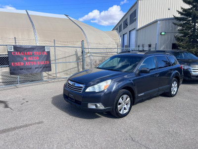 2011 Subaru Outback 3.6R Limited Leather!! Roof!! $11500