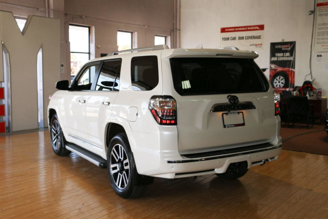  2020 Toyota 4Runner LIMITED AWD - BLINDSPOT|SUNROOF|NAVIGATION| in Cars & Trucks in City of Toronto - Image 4