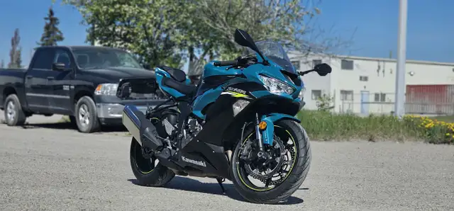 2021 Kawasaki NINJA ZX-6R | $0 Down, EVERYONE APPROVED! in Sport Bikes in Calgary - Image 7