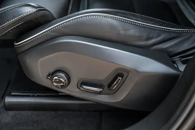 2021 Volvo XC60 in Cars & Trucks in City of Montréal - Image 24