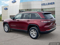 Experience the commanding presence and refined luxury of this 2023 Jeep Grand Cherokee Limited, boas... (image 2)