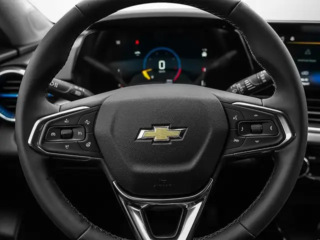 2025 Chevrolet Trax LT in Cars & Trucks in City of Montréal - Image 10