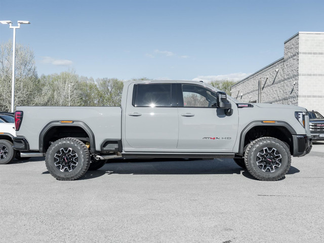 2025 GMC SIERRA 2500HD AT4 X - Power Assist Steps | Sunroof | in Cars & Trucks in Markham / York Region - Image 4