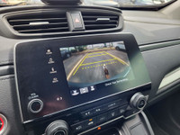 This 2017 CR-V LX comes equipped with AWD, Collision Mitigation Braking System, Forward Collision Wa... (image 7)