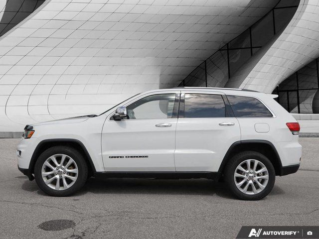 2017 Jeep Grand Cherokee Limited | Leather Interior | Memory in Cars & Trucks in London - Image 2
