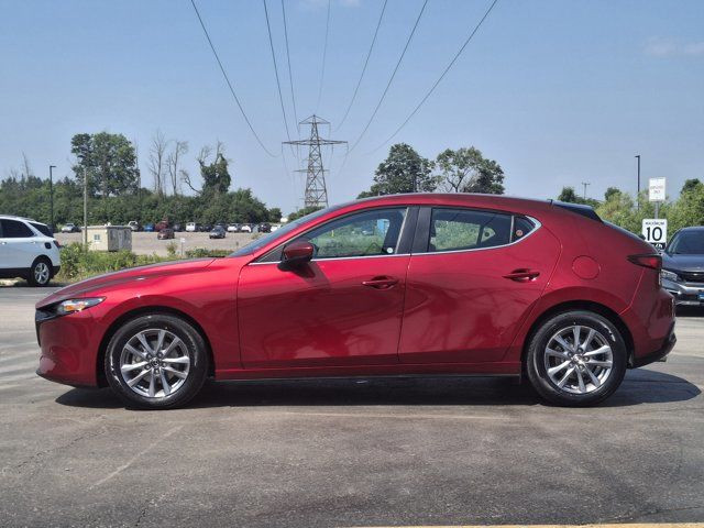 2023 Mazda Mazda3 Sport GX Hatchback | Auto | Heated Seats in Cars & Trucks in Guelph - Image 2