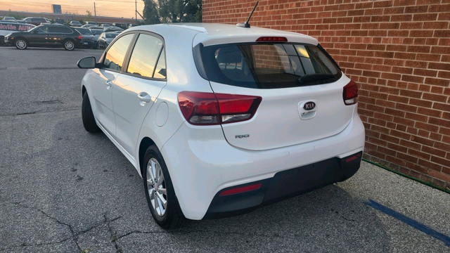 2020 Kia Rio 5-door LX Automatic Alloy Wheels in Cars & Trucks in Oakville / Halton Region - Image 3