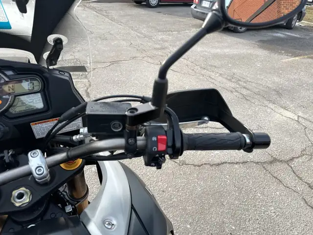 2014 Suzuki V-Strom 1000 ~ VSTROM 1000CC ~ VERSATILE ~ CLEAN BIK in Street, Cruisers & Choppers in City of Toronto - Image 25