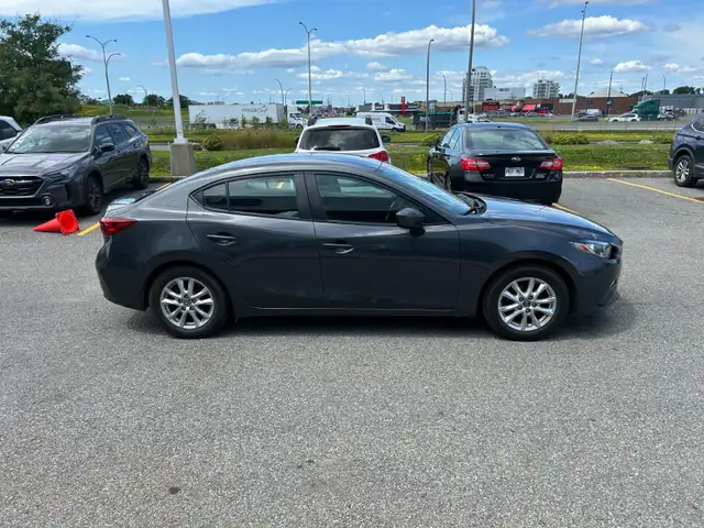 2015 Mazda Mazda3 GX | Économique | Climatiseur | Bluetooth | Ma in Cars & Trucks in City of Montréal - Image 5